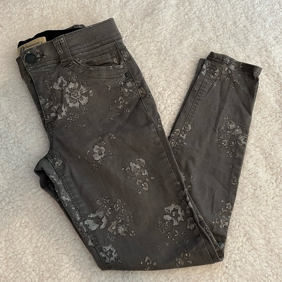 Democracy Ab Technology Jeans - Picture 1 of 4